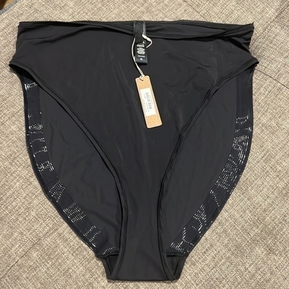 Skims Jelly Sheer Cheeky Brief - Picture 4 of 6